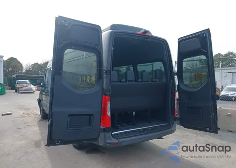 2019 Mercedes-Benz Sprinter 2500 High Roof I4 из США, поврежденный, VIN WDZPF1ED7KT010864